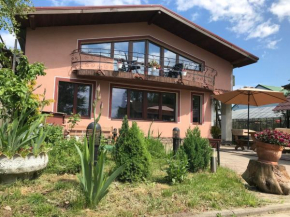 Sea & BBQ apartment , 2nd floor Liepāja